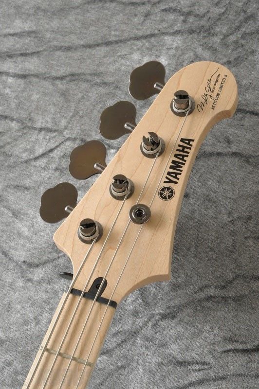 ビリー・シーン サイン入りトレーナーなど TALASグッズ