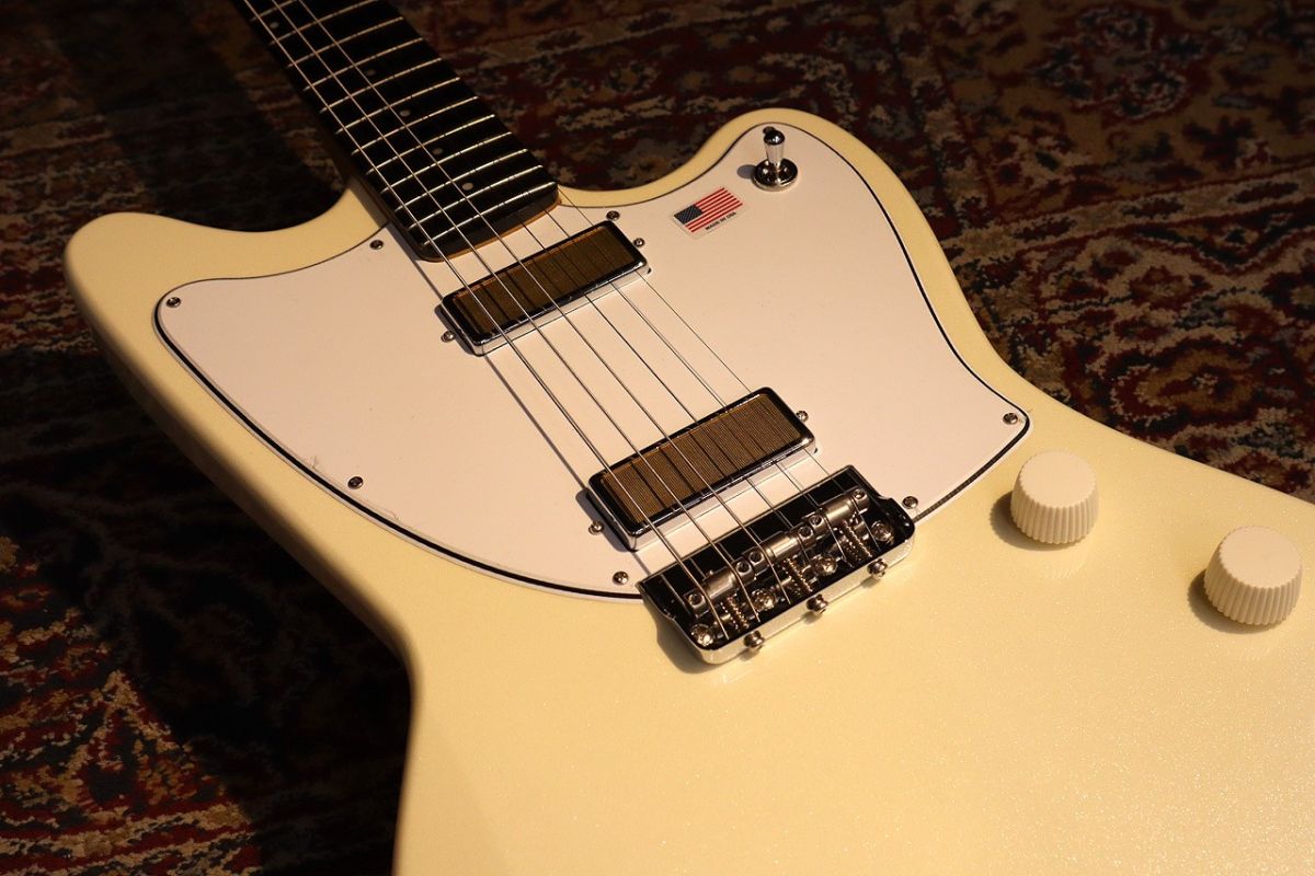 Silhouette ~Pearl White~ #0210626 [3.25kg]【Made In USA