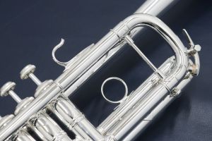 Bach C管トランペット クリーヴランドモデル 楽器で世界を結ぶ 野中貿易株式会社