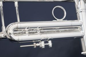 V.Bach stradivarius 72 トランペット マウスピース付き V.Bach stradivarius 72 トランペット マウスピース付きの通販