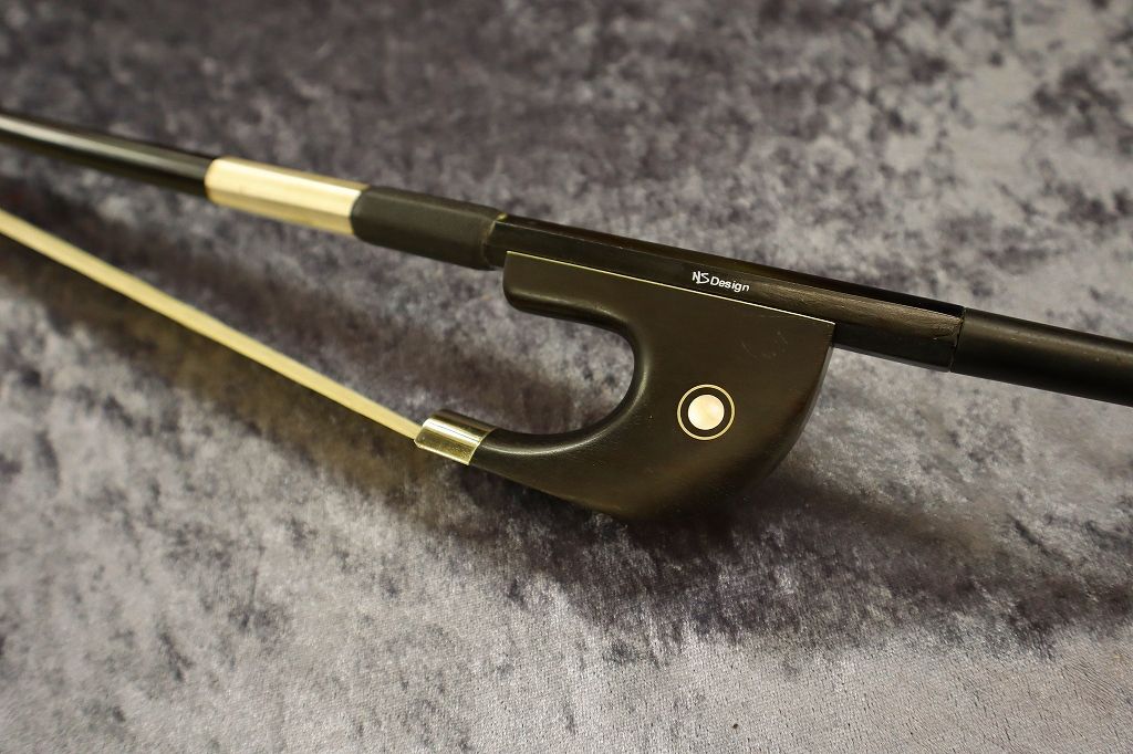 Carbon Fiber Bow | 【クロサワ楽器店オンラインショップ】いい楽器と