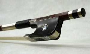 ドイツの名門Roderich Paesold （ローデリヒ・ペゾルト）チェロ　弓 ドイツの名門Roderich Paesold （ローデリヒ・ペゾルト）チェロ