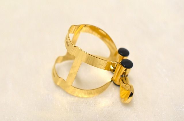 LC57DP M/O GoldLaquer A.SAX LIGATURE 【新品】 | 【クロサワ
