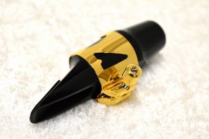 LC07P OPTIMUM GP A.SAX LIGATURE 【新品】 | 【クロサワ楽器店