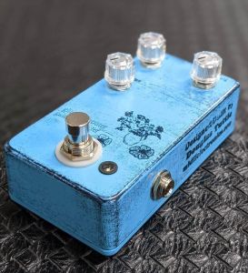 mid-fi electronics Glitch Computer Random Harmonic Fuzz