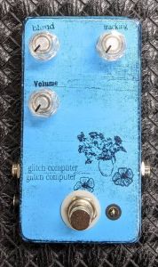mid-fi electronics Glitch Computer Random Harmonic Fuzz 【お茶の水