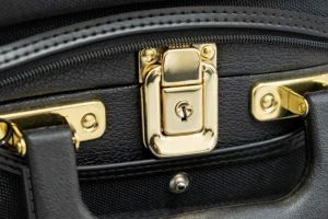 東洋楽器 UL シェル R ブラック 4/4サイズ用 バイオリンケース merry-net_ul-shellone-bk-44