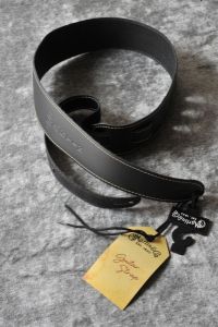 Martin SLIM STRAP (Black)[18A0046]《レザーストラップ》