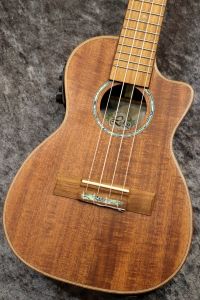 Leho LHUC-ASAK-CE #2090737 【コンサート】【コア単板】【P.U搭載】【小物プレゼント!】