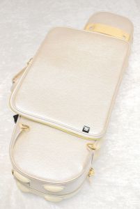 eb63eac4-60fa-472d-9a18-