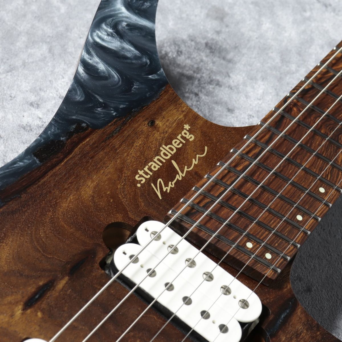 Strandberg Boden J6 Standard レア Boden J6 Standard Poplar Burl【Pale Blue White】 Bare