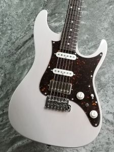 Ibanez AZ2204N 【AWD (Antique White Blonde)】 人気品薄モデル!