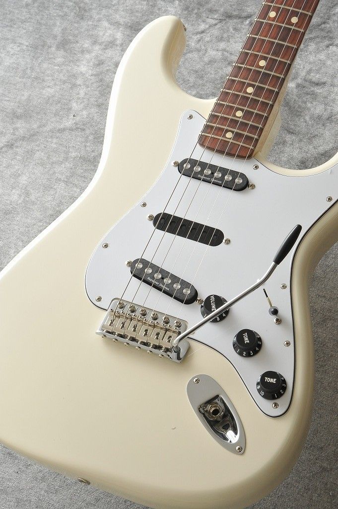 Ritchie Blackmore Stratocaster, Scalloped Rosewood Fingerboard