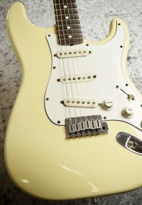 Yngwie Malmsteen Stratocaster -VintageWhite- | 【クロサワ楽器店