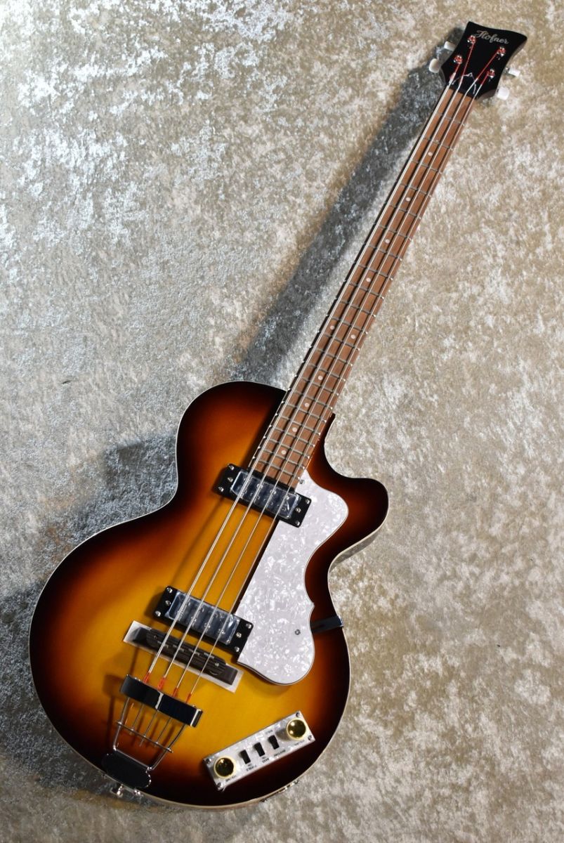 取引中Clive sanctus
