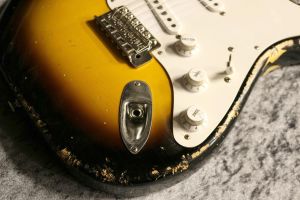 Aki's guitar Strat Pine/Maple Aged ストラト Aki's Strat Pine/Maple Aged 2Tone Sunburst | 【クロサワ楽器