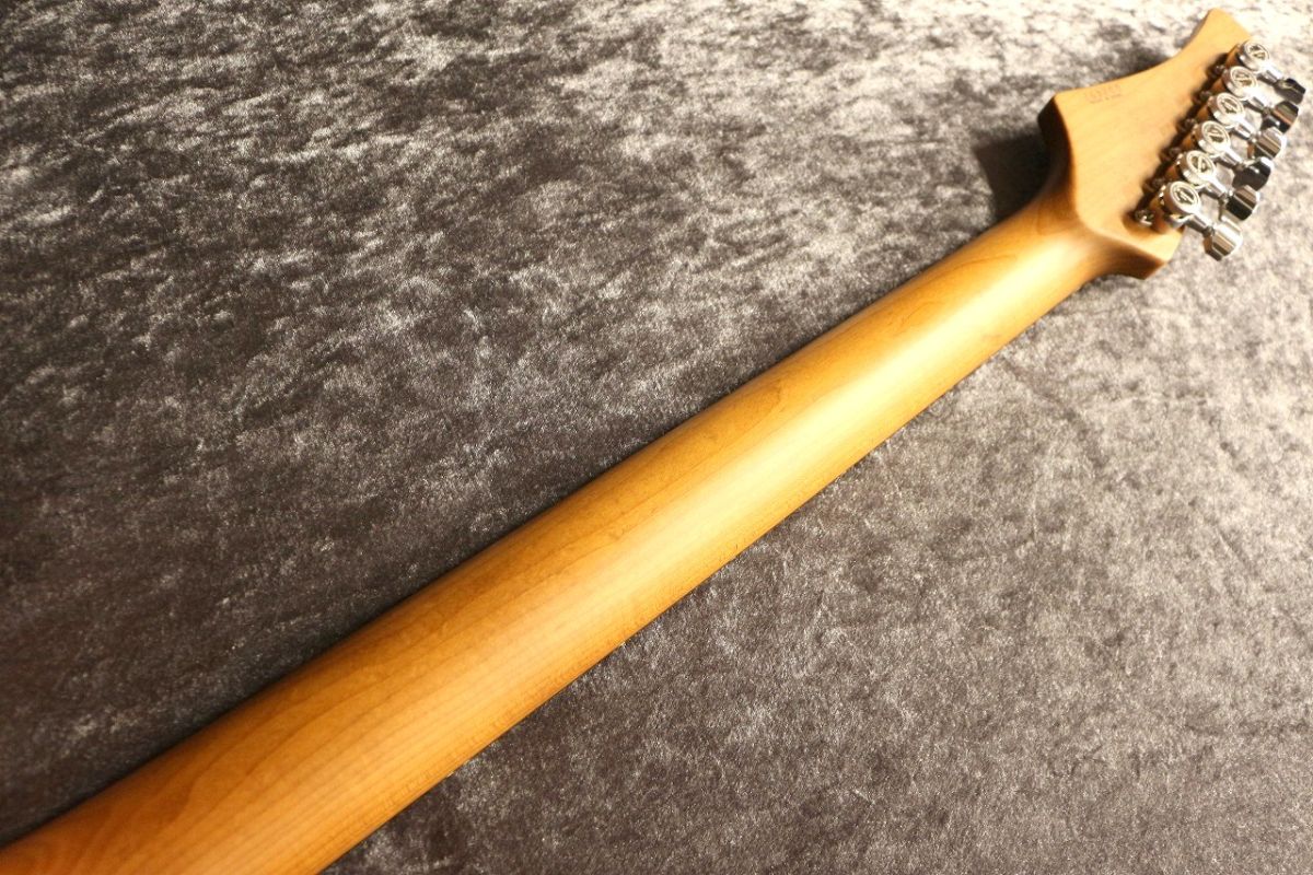 DST-Pro24 Type2 4A Grade Quilt Maple Top/Mahogany Back Bora Bora