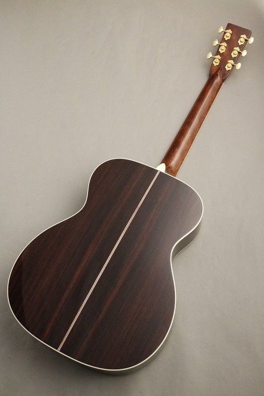 OM-42 Standard #2725454 | 【クロサワ楽器店オンラインショップ】いい