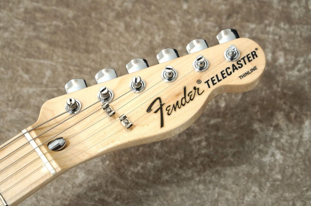 Made in Japan Traditional II 70s Telecaster Thinline
