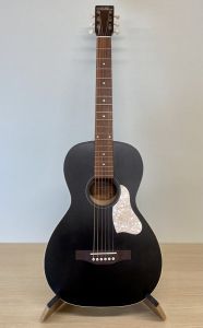 Art&Lutherie ワイルドチェリー カナダ製　アコースティックギター アコースティックギター】made in カナダのArt&Lutherieに