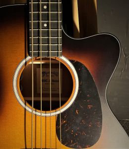 Martin 【36回まで無金利OK!】【サンバースト】 000CJR-10E Bass Burst 【エレアコベース】