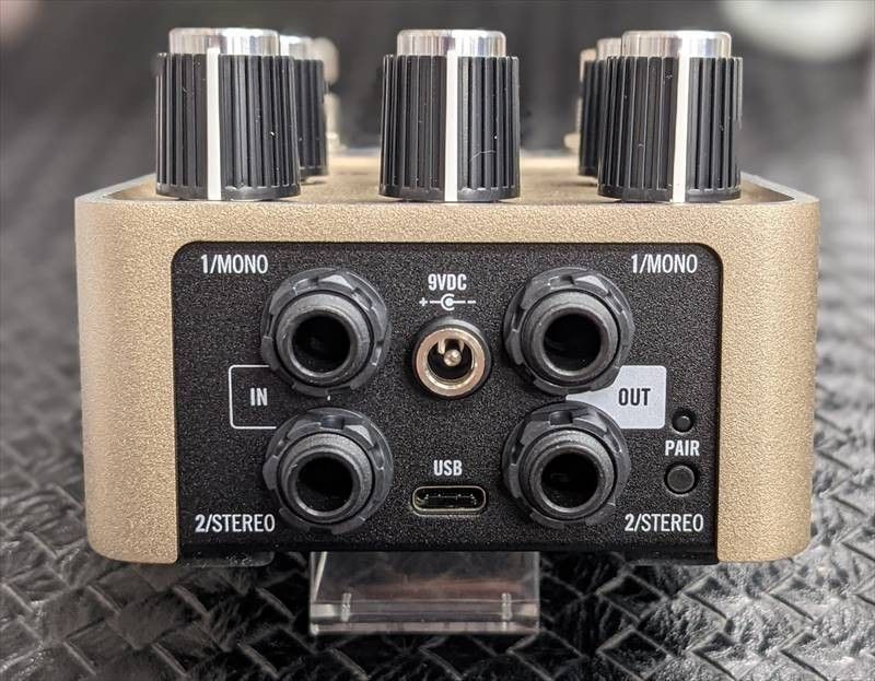 UAFX / GOLDEN REVERBERATOR