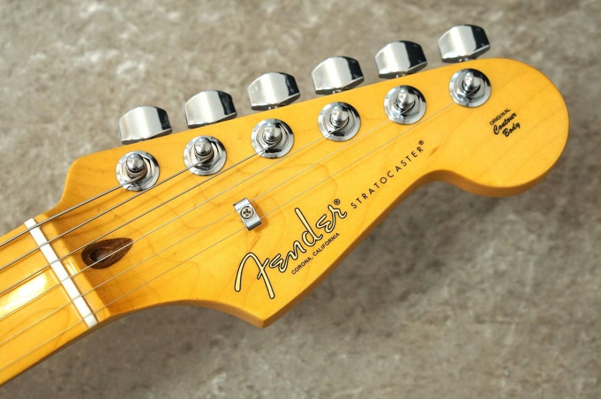 American Professional II Stratocaster Mod. -Olympic White