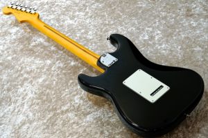 【ほぼ新品特価】Fender アメプロ II ストラト Amazon.com: Fender American Professional II Stratocaster