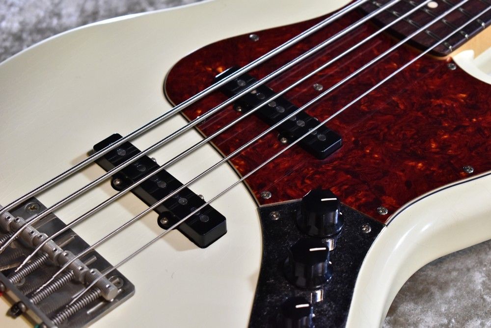 TRAD MASTER BETA-J5 -Vintage White/MH/Light Aged- #23H02
