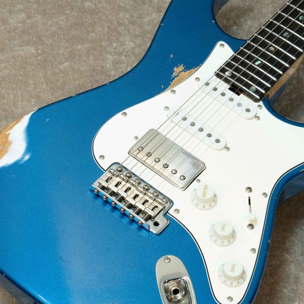 Seeker S 24F SSH Heavy Aged w/Flame Maple -Lake Placid Blue / LPB 