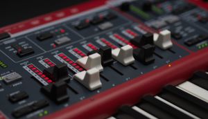 新品 CLAVIA Nord Stage 4 73 HP シンセサイザー Nord (Clavia) Nord Stage 4 73｜ミュージックランドKEY
