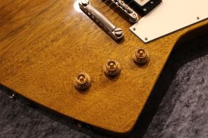 Burned Korina EXP Natural | 【クロサワ楽器店オンライン