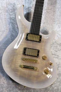 ギター EDWARDS E-MYSTIQUE See Thru Sunburst EDWARDS E-MYSTIQUE See Thru Purple Sunburst｜ミュージックランドKEY