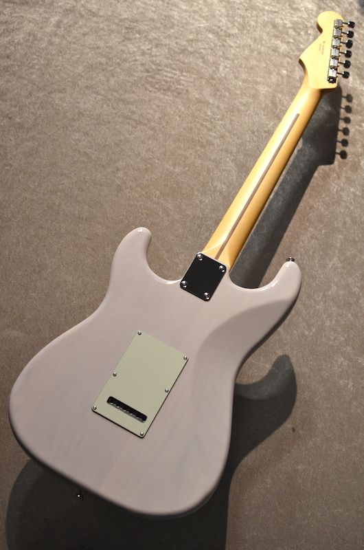 Made in Japan Hybrid II Stratocaster Rosewood Fingerboard ～US 