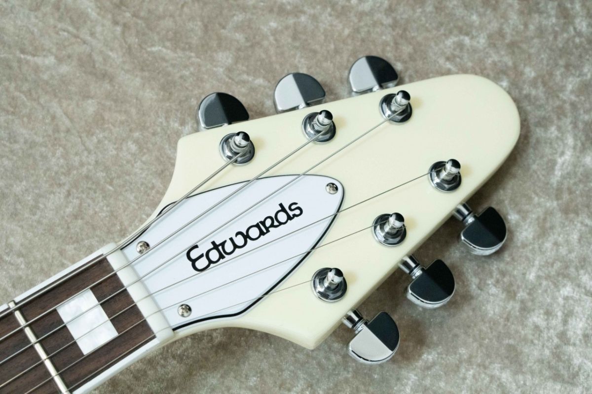 Edwards エレキギター　アンプセット　白 Edwards エレキギター アンプセット 白