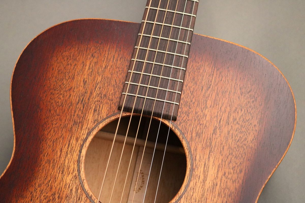 ギター Martin & Co. 000-15M StreetMaster Amazon.com: Martin Guitar 000-15M StreetMaster with Gig Bag