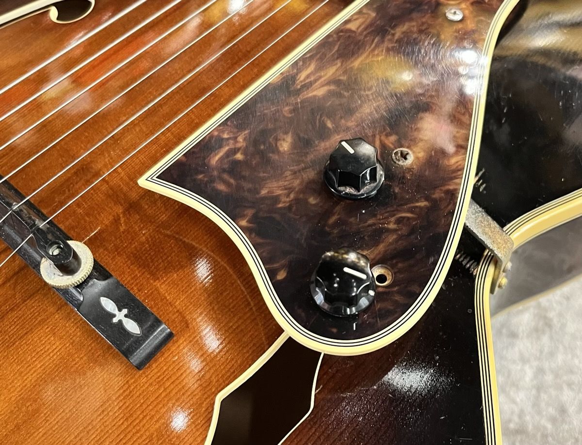 Super V BJB Sunburst 1979年製 | 【クロサワ楽器店オンライン