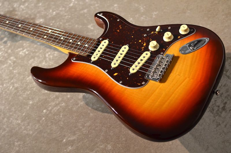 【6末で非公開にします】American Professional II 70th Anniversary American Professional II Stratocaster