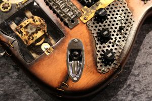コンボーネント、カスタムギター FREEDOM CUSTOM GUITAR RESEARCH(フリーダムカスタムギター