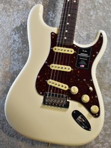 Fender AMERICAN PROFESSIONAL II STRATOCASTER Olympic White #US23046630 【3.66kg】