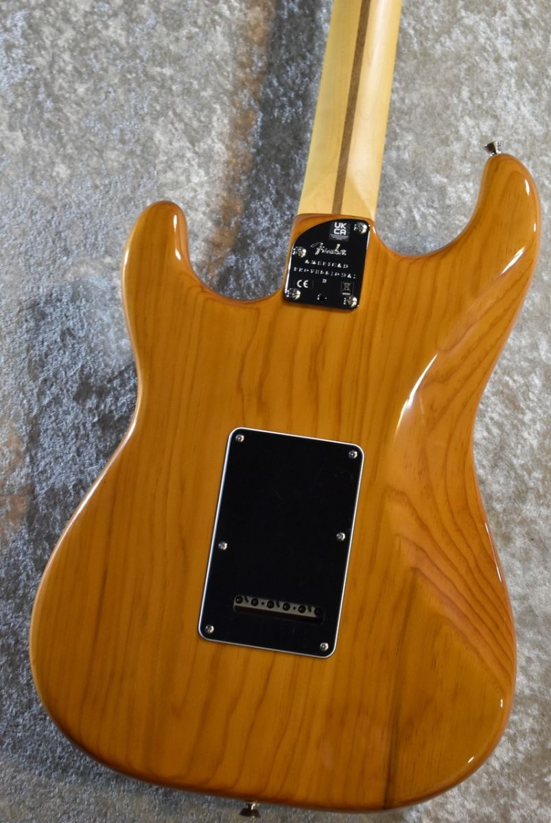 AMERICAN PROFESSIONAL II STRATOCASTER Roasted Pine