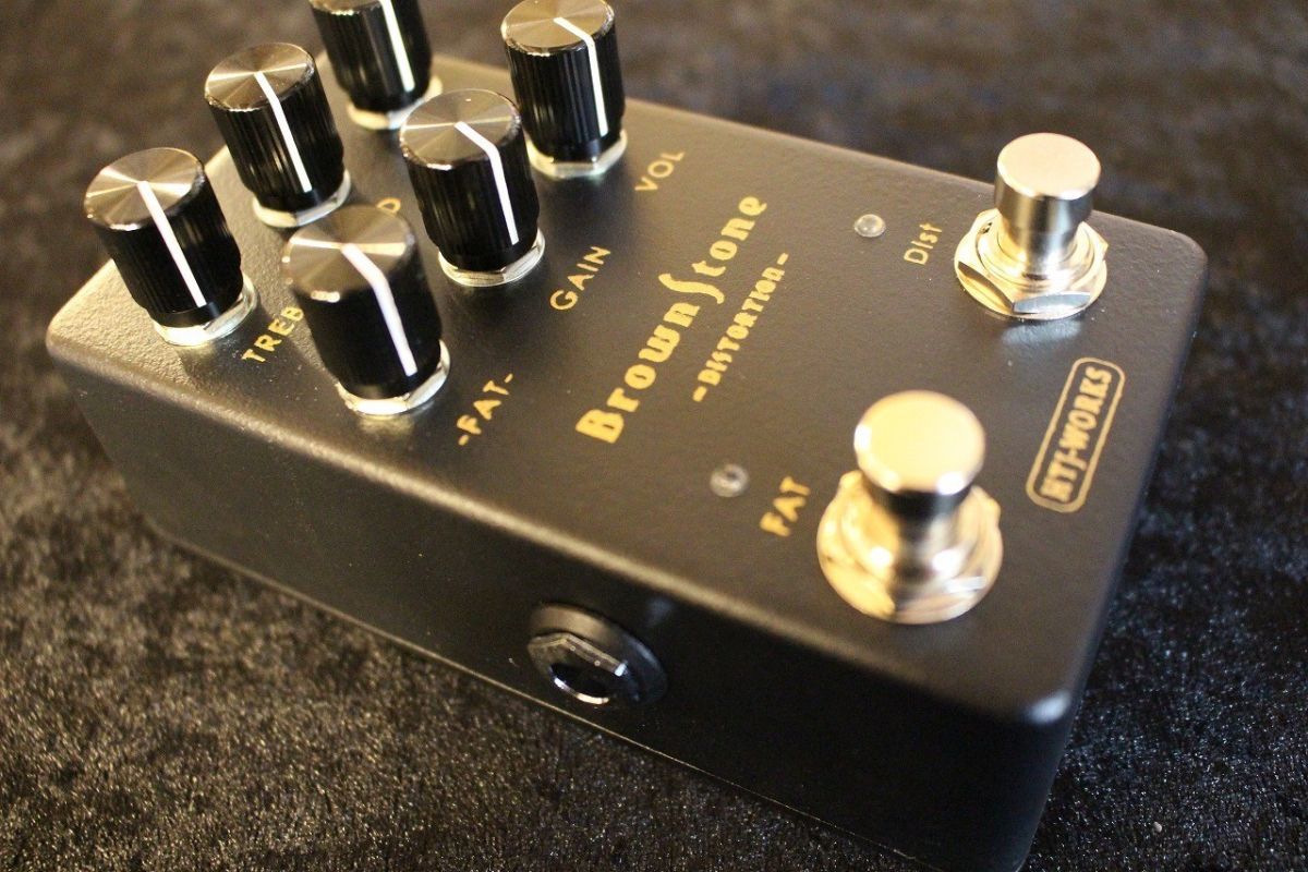 Brown Stone Distortion | 【クロサワ楽器店オンラインショップ】いい
