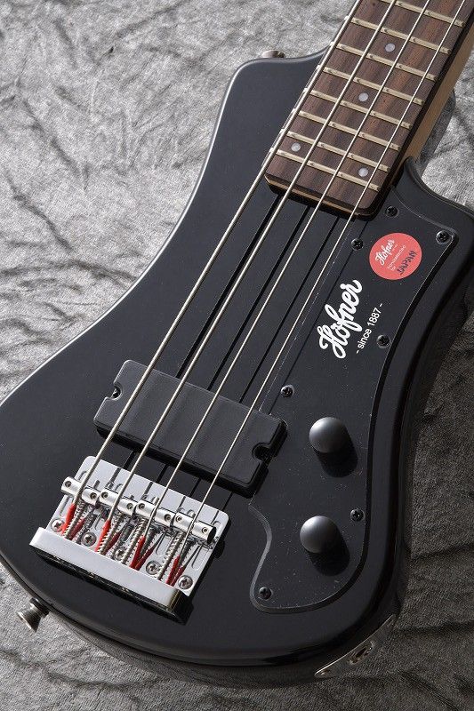 新品未使用●左利用Black Hofner Shorty Bass Guitar Shorty Bass CT Black [HCT-SHB-BK-0] | 【クロサワ楽器店