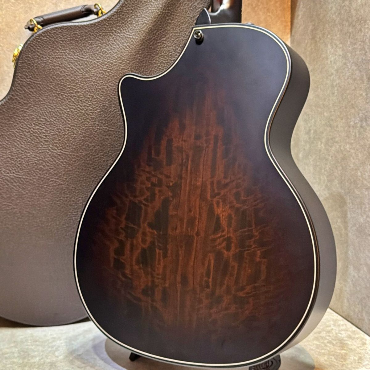 Builder's Edition 324ce #1208033097 | 【クロサワ楽器店オンライン