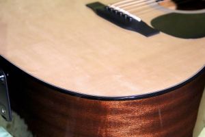 Martin D-12E ROAD SERIESオール単板モデル エレアコギター Martin D-12E Sapele Acoustic-Electric Guitar | Martin Guitar