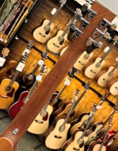 Backpacker Steel String | 【クロサワ楽器店オンラインショップ】いい