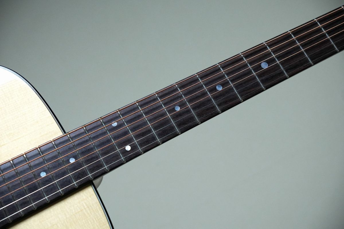 YF-00018 | 【クロサワ楽器店オンラインショップ】いい楽器とのいい