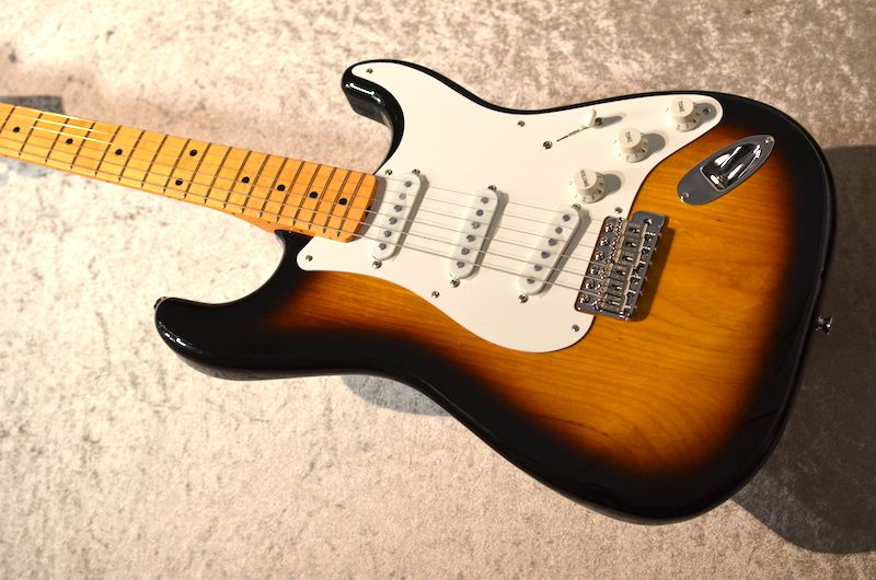 Fender日本製 Stratocaster カスタム多数　ハードケース　送料込 FSR Made in Japan Traditional 50s Stratocaster ～2-Color