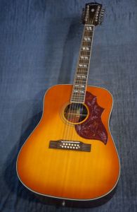 Inspired by Gibson Hummingbird 12-String ~Aged Cherry Sunburst 