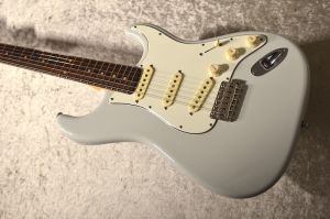 Retro Series R.S. ST ~Phantom White~ | 【クロサワ楽器店